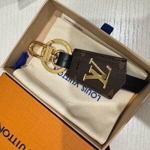 Louis Vuitton Black and Gold Key Holder